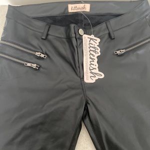 Kittenish black faux leather pants